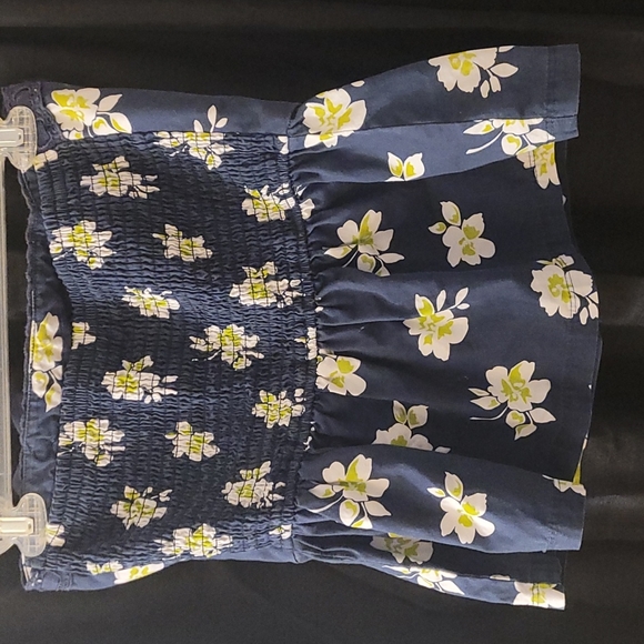 Cute Hollister tube top - Picture 3 of 4